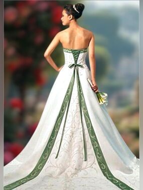 Satin Wedding Gown with Green Accents | Irish Wedding | Bride Dress | Bride 10